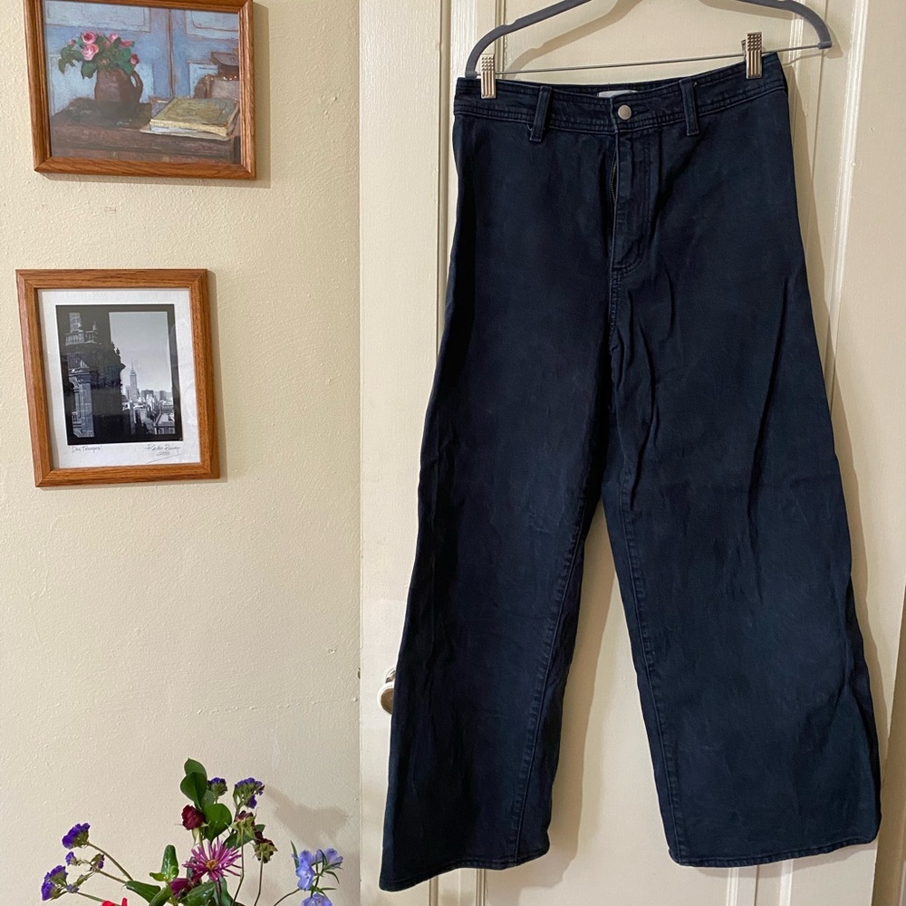 Wide-Leg Black Pants